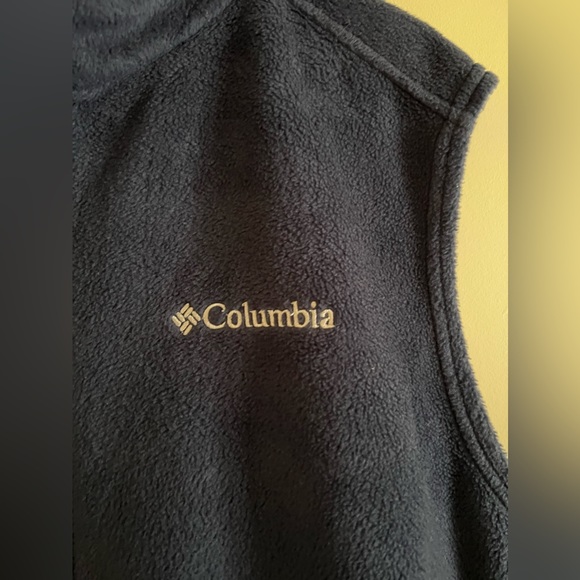 Size xl Columbia fleece vest - Picture 2 of 5